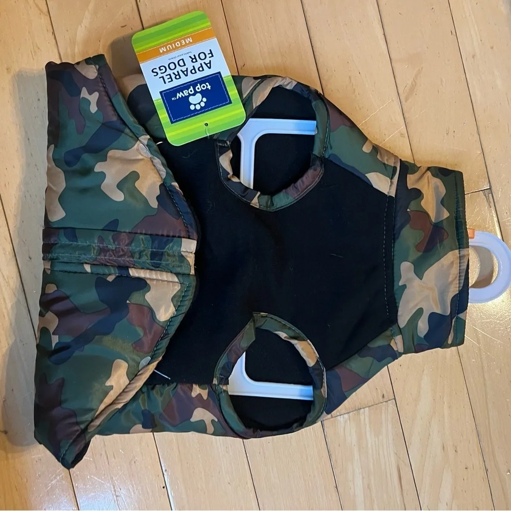 Top Paw NWT Dog Camo Vest Size Medium